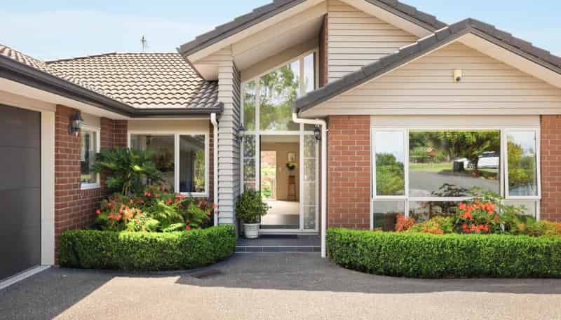 104 Waterside Drive, Pyes Pa