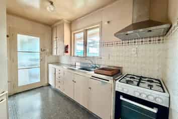 2/24 Miles Avenue, Papatoetoe