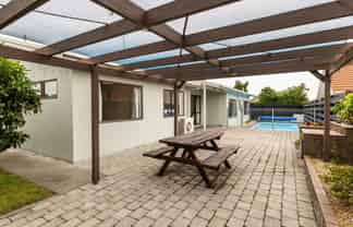 35 Townshend Crescent, Greenmeadows