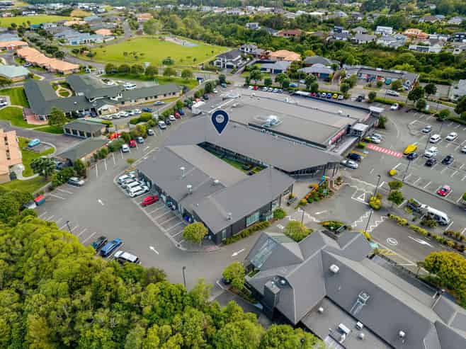 Office/retail space in Summerhill