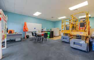 Office/retail space in Summerhill