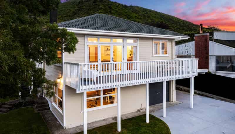 18 Tui Crescent, Waikanae