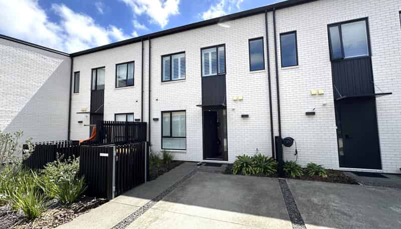 8 Pohatu Lane, Stonefields