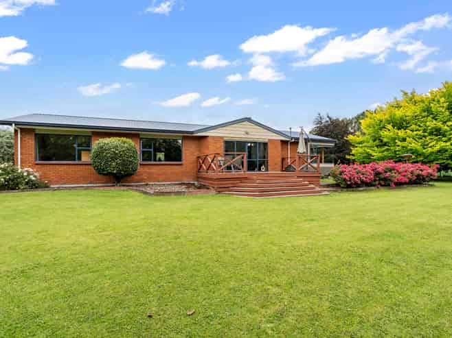 243 Main Street, Mataura