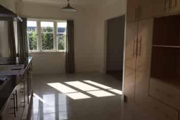 2/16 Kauri Glen Road, Northcote