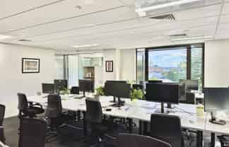 Practical Downtown Office | Carparks Available
