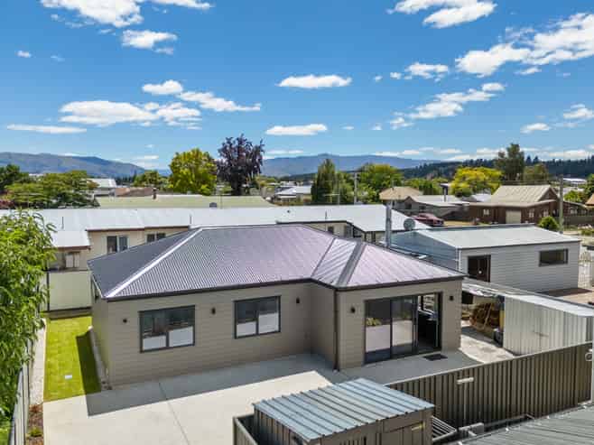 24A Brandon Street, Alexandra