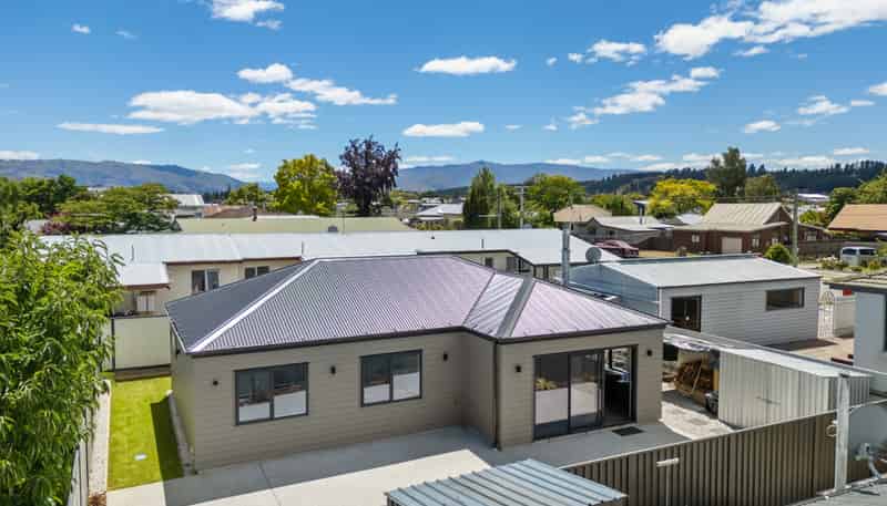 24A Brandon Street, Alexandra