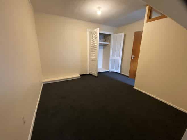 20A Bloomsbury Grove, Newlands