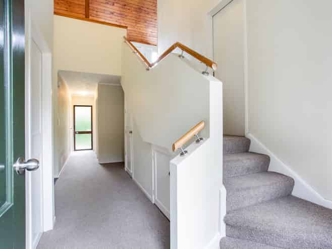 2/8 Gray Crescent, Torbay