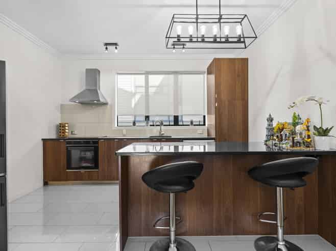 86 Norwood Drive, Flat Bush