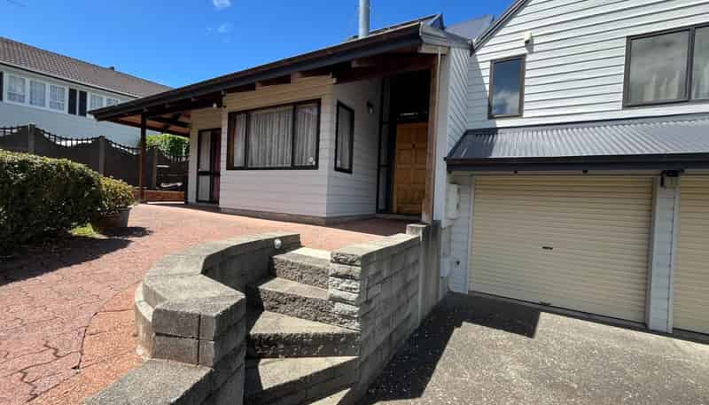 5 Tynor Place, Hillsborough