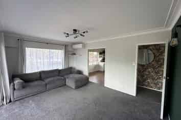 1/63 Mangere Road, Otahuhu