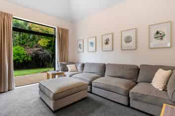 4 Libra Place, Kawaha Point