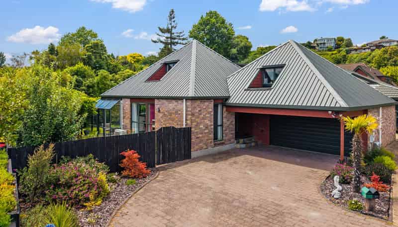 4 Libra Place, Kawaha Point