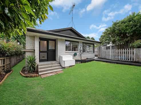 10 Regia Close, Half Moon Bay