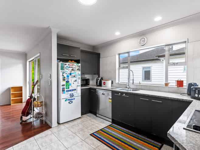 55b Sheridan Drive, New Lynn