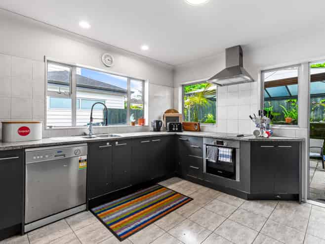 55b Sheridan Drive, New Lynn