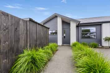 15a McBratneys Road, Dallington