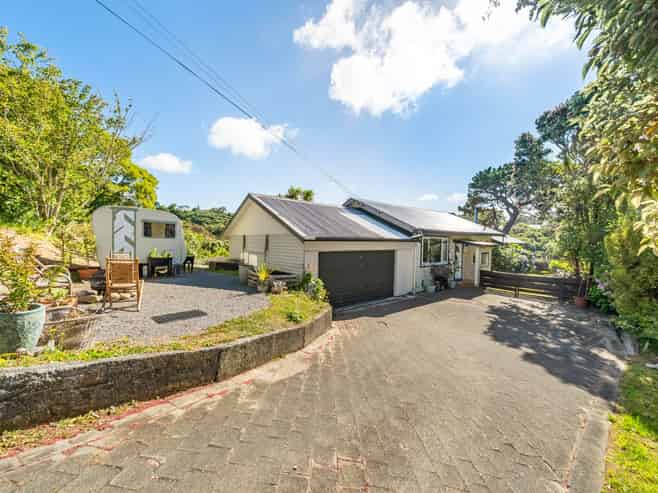 120 Miromiro Road, Normandale