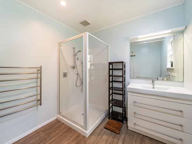 120 Miromiro Road, Normandale