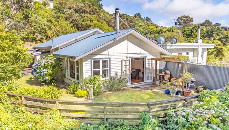 120 Miromiro Road, Normandale