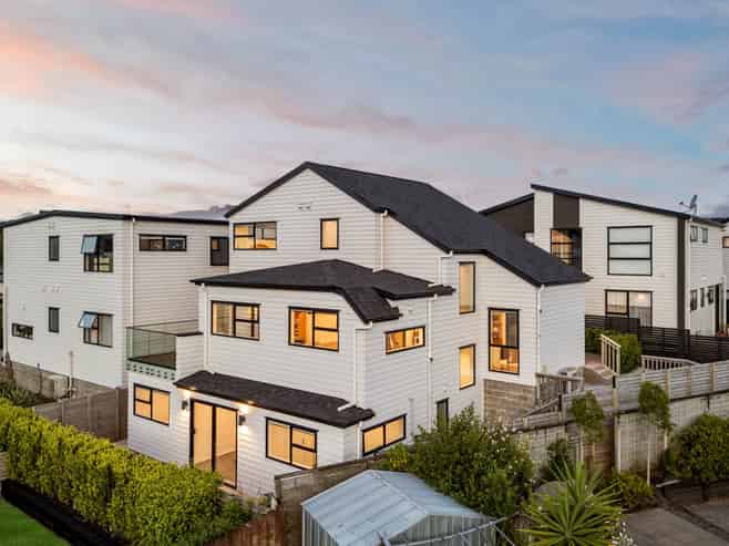 1B Lemon Grove Lane, Greenhithe