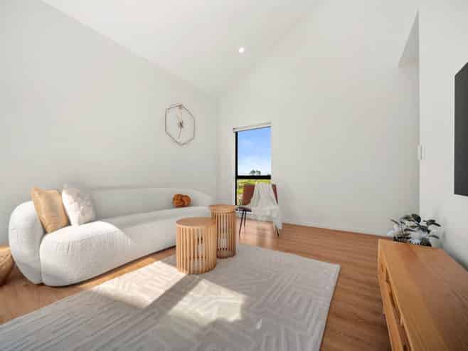 1B Lemon Grove Lane, Greenhithe