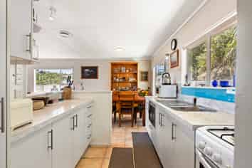 7 Takanini Grove, Stokes Valley