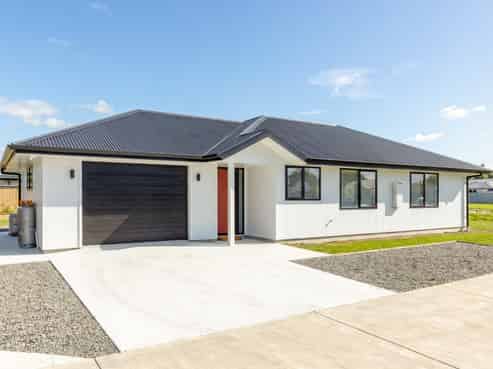 15 Farley Avenue, Greytown