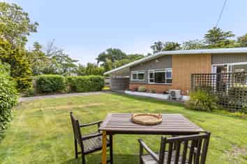 100 East Street, Greytown