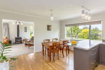 100 East Street, Greytown