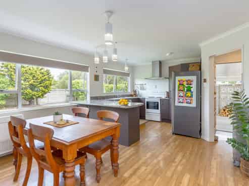 100 East Street, Greytown