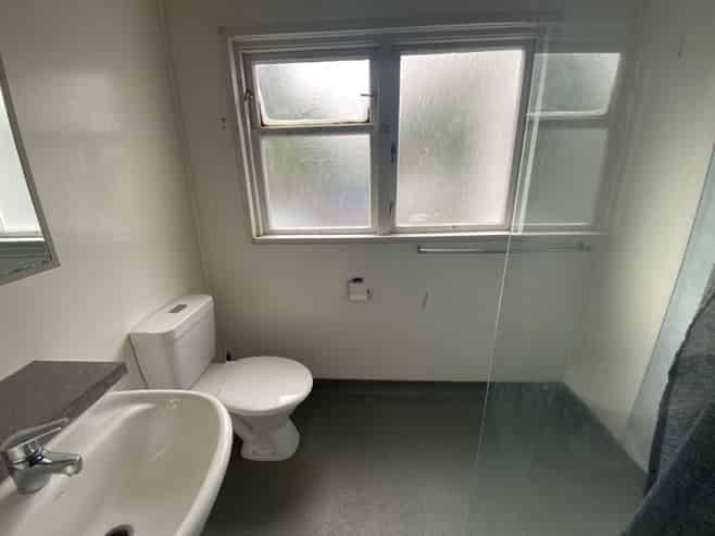 2/97 Farmer Crescent, Taita