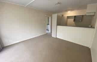 2/97 Farmer Crescent, Taita