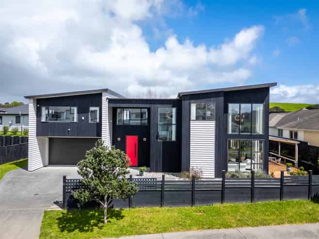 13 Jack Hawken Lane, Silverdale