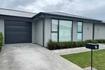 66 Driving Range Road, Solway