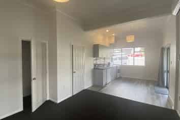 1/21 Broadway , Picton