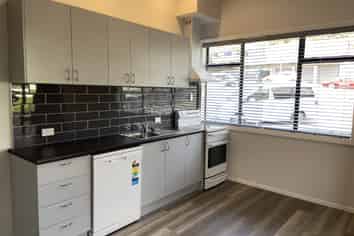 1/21 Broadway , Picton