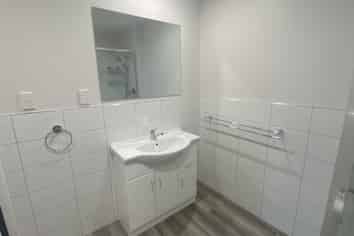 1/21 Broadway , Picton