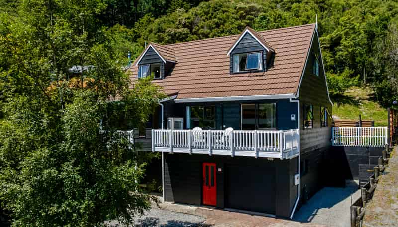 29 Mamaku Street, Paraparaumu