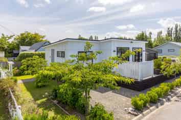 24 Kempton Street, Greytown