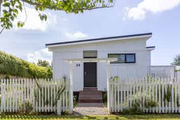 24 Kempton Street, Greytown