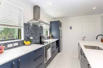 24 Kempton Street, Greytown