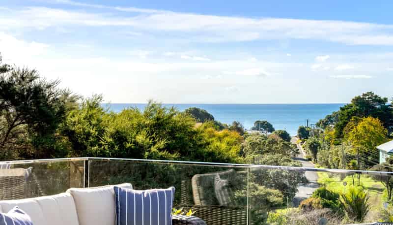 12 Victoria Road North, Onetangi