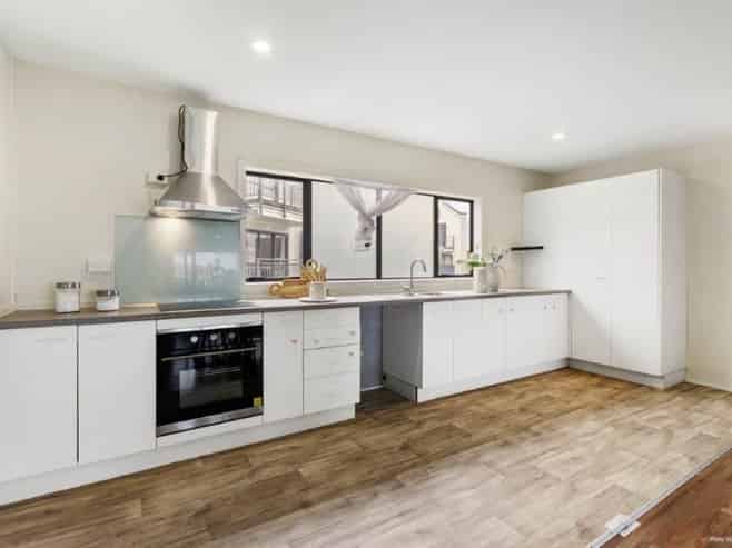 10/6 Ambrico Place, New Lynn