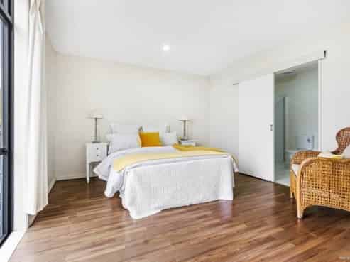 10/6 Ambrico Place, New Lynn