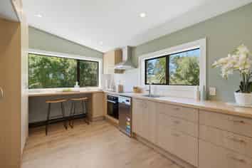 4 Achilles Parade, The Pines Beach