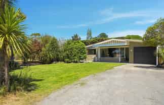 4 Achilles Parade, The Pines Beach