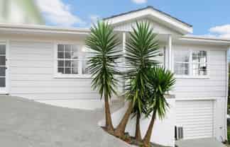 27a Raymond Terrace, Northcote